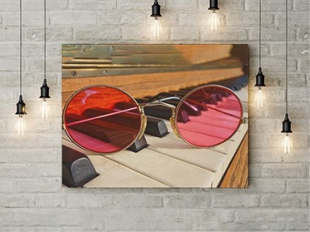 Tablou Canvas Through Pink Lenses - Img 2