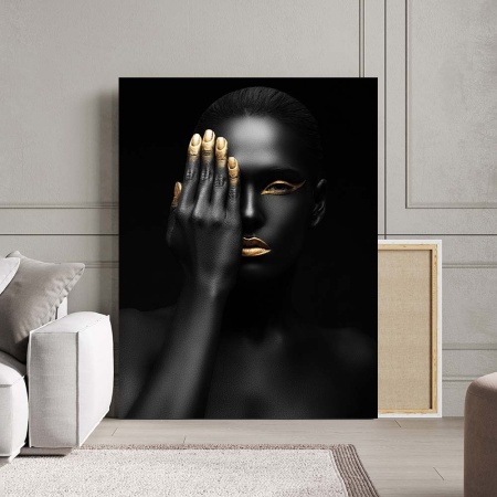 Tablou Canvas - Covering one eye - Img 2