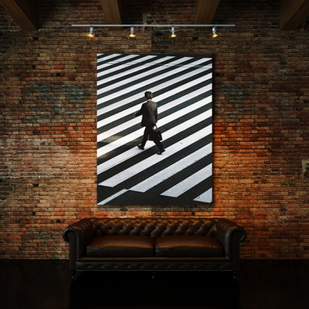 Tablou Office - Alone On The Crosswalk - Img 3