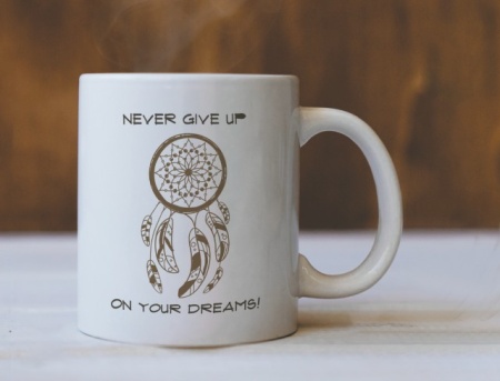 Cana Cu Mesaj - Never Give Up In Your Dreams