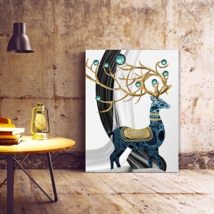 Tablou Canvas Deer With Golden Horns