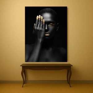 Tablou Canvas - Covering one eye - Img 4
