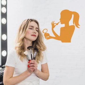 Woman applying lipstick - Img 4