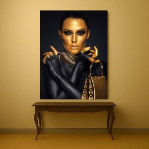 Tablou Canvas - The lady with a golden bag