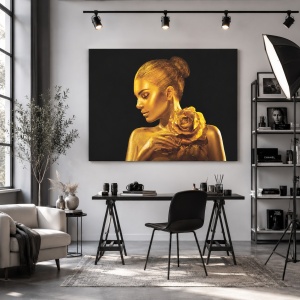 Tablou Canvas Golden Lady With Rose