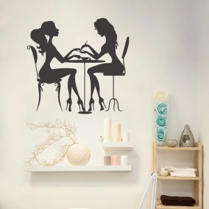Girls at the nail salon - Img 3
