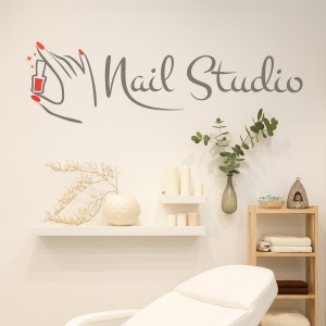 Nail studio (modern font, two colors)
