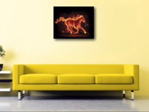Tablou Canvas Abstract Cal Rosu In Flacari - Img 2