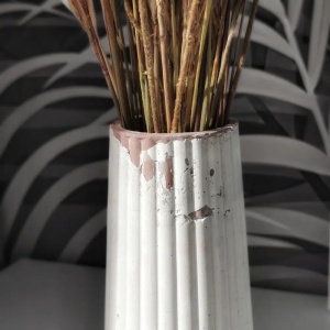 Vază Hand-made din beton „Nordic Sculpt” | Decoristic Atelier - Img 2
