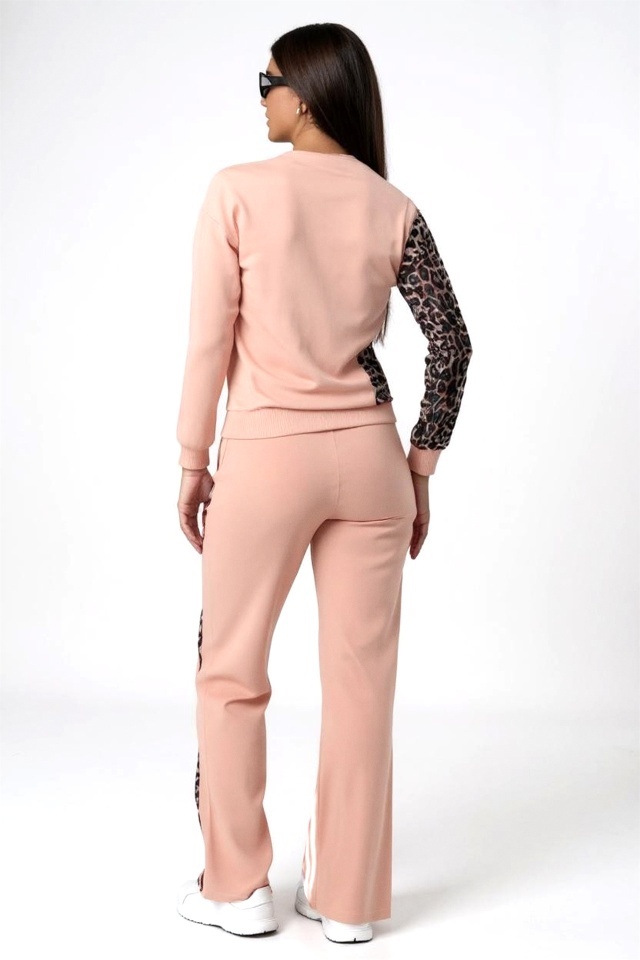 Compleu sport de dama LEONA, cu animal print bicolor, Roz prafuit - 1 | YEO