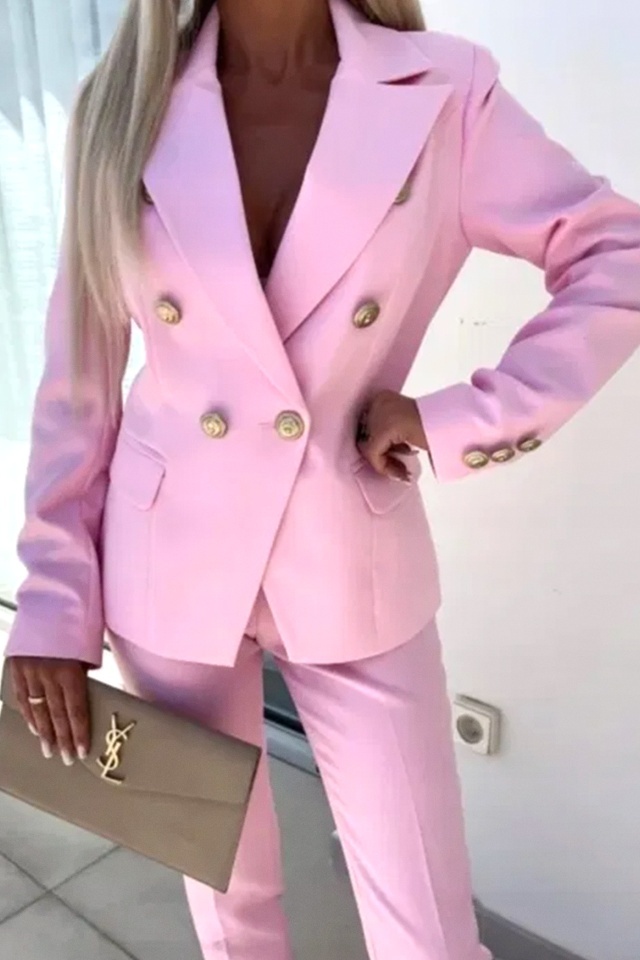 Costum elegant office Paolina, sacou, butoni aurii si pantaloni conici, Roz