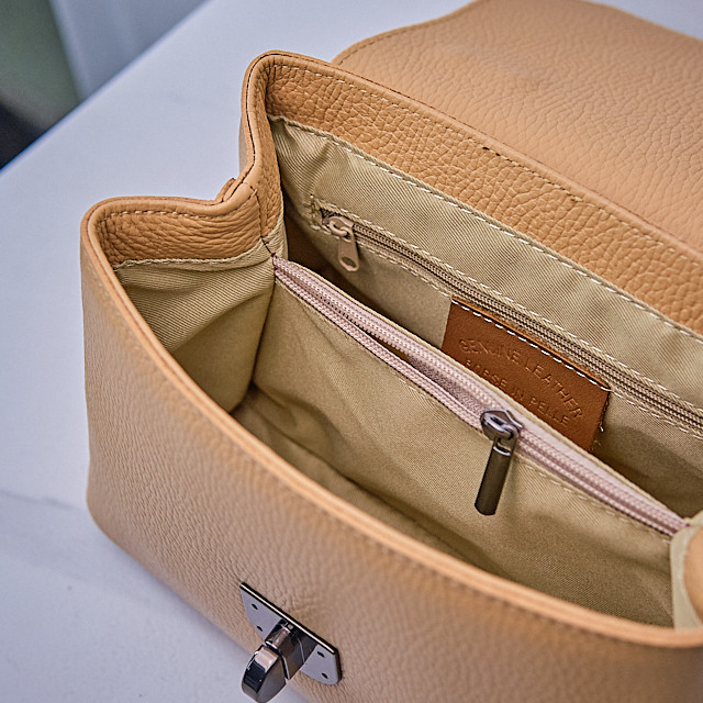 Geanta eleganta, GlamourGrip, din piele naturala, de tip business si curea detasabila, Crem