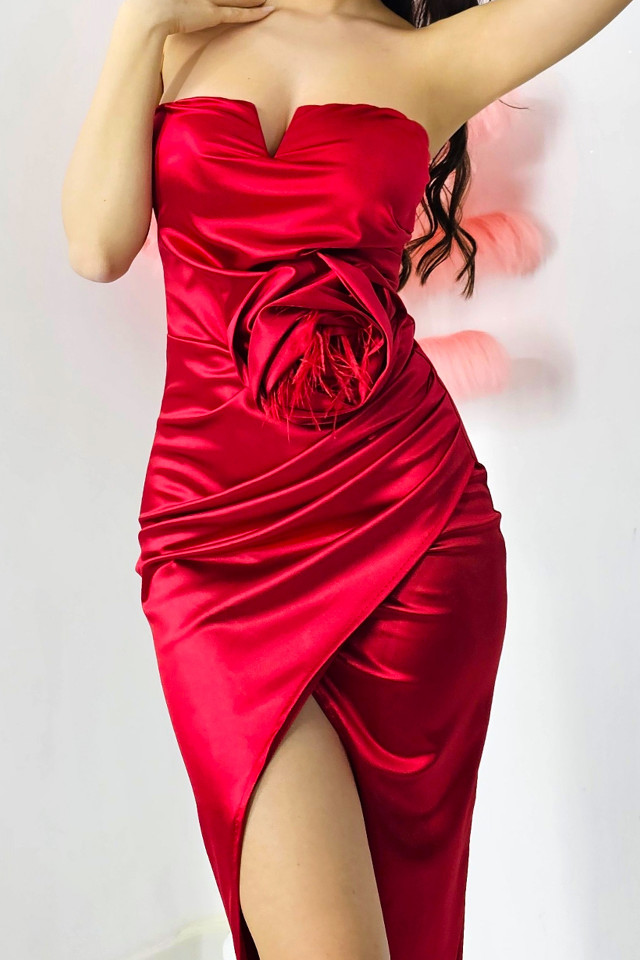 Rochie de ocazie LOTTE, cu aspect petrecut si detaliu floral cu pene, Rosu, Marime S/M