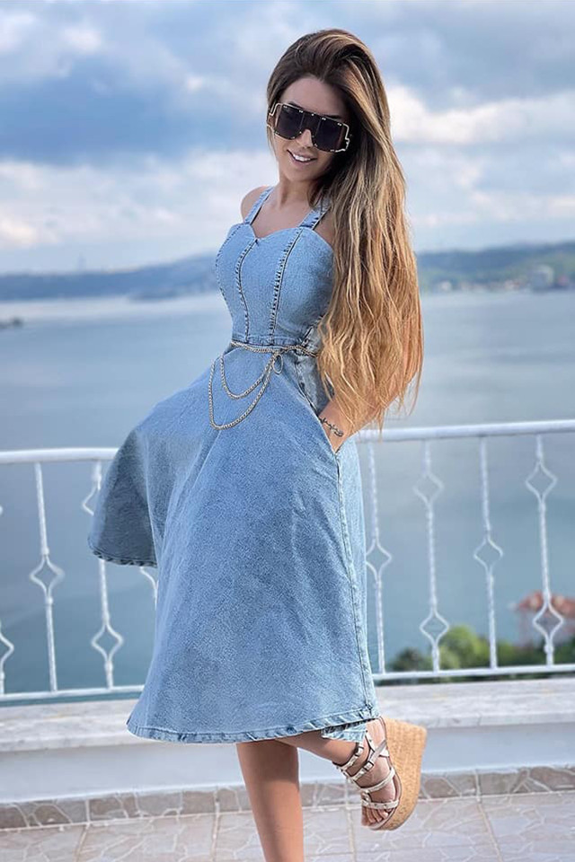 Rochie din denim Nadia accesorizata cu lant in talie, BLEU - 1 | YEO