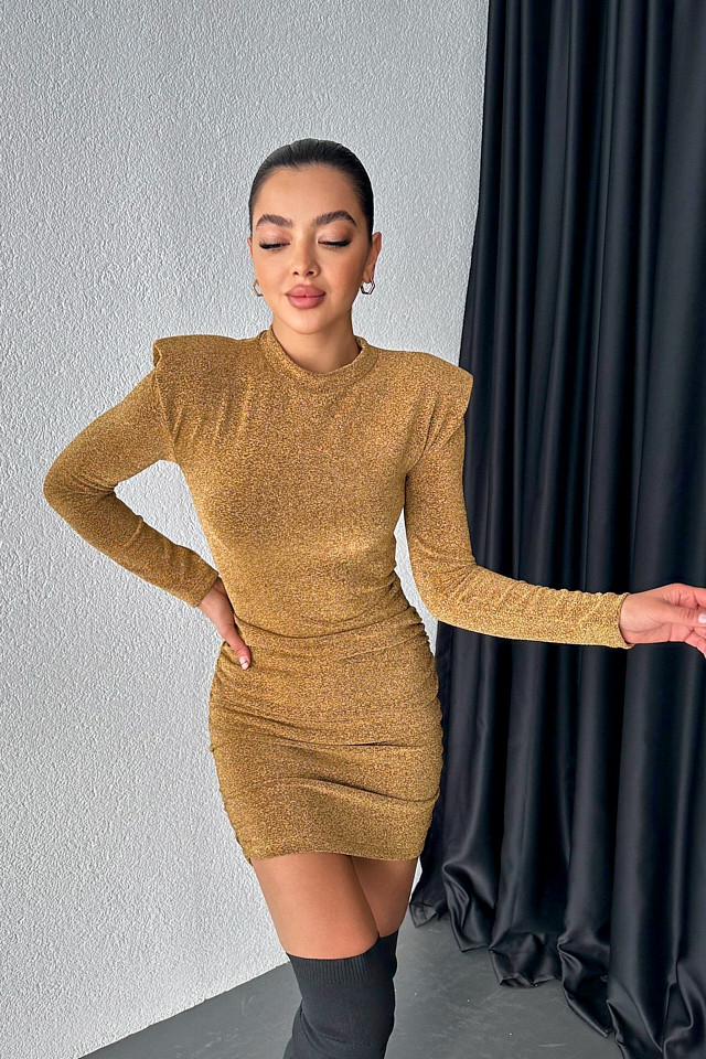 Rochie eleganta MiraBELL, bodycon si croi cu umeri supradimensionati, Auriu