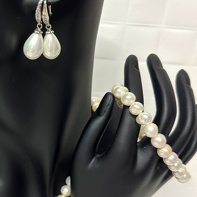 Set accesorii Precious Pearls, colier, cercei și brățară din perle de cultură, in cutie cadou, Alb - 2 | YEO