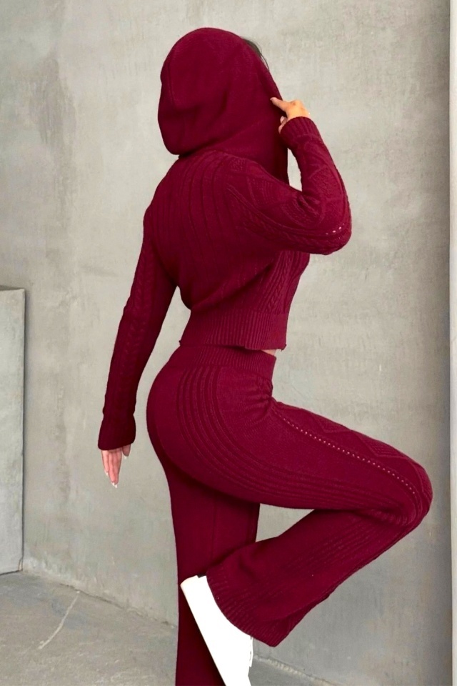 Compleu cu nervuri in relief, TOREN, pantaloni tricot si bluza scurta, Bordo, Marime S/M - 1 | YEO