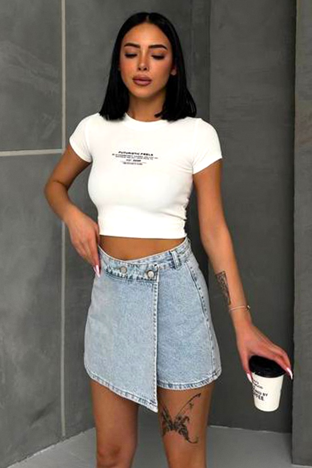 Fusta pantaloni scurti denim SARAY, cu aspect petrecut si nasturi asimetrici, Gri