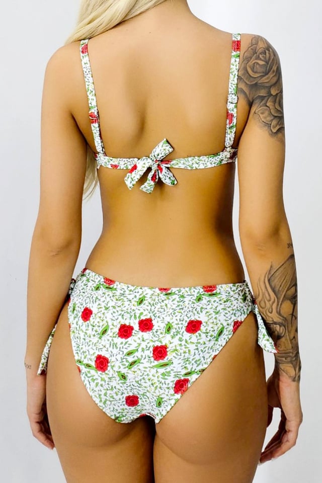 Costum de baie doua piese MYNA, slip reglabil si sutien accesorizat, Verde/Rosu - 1 | YEO