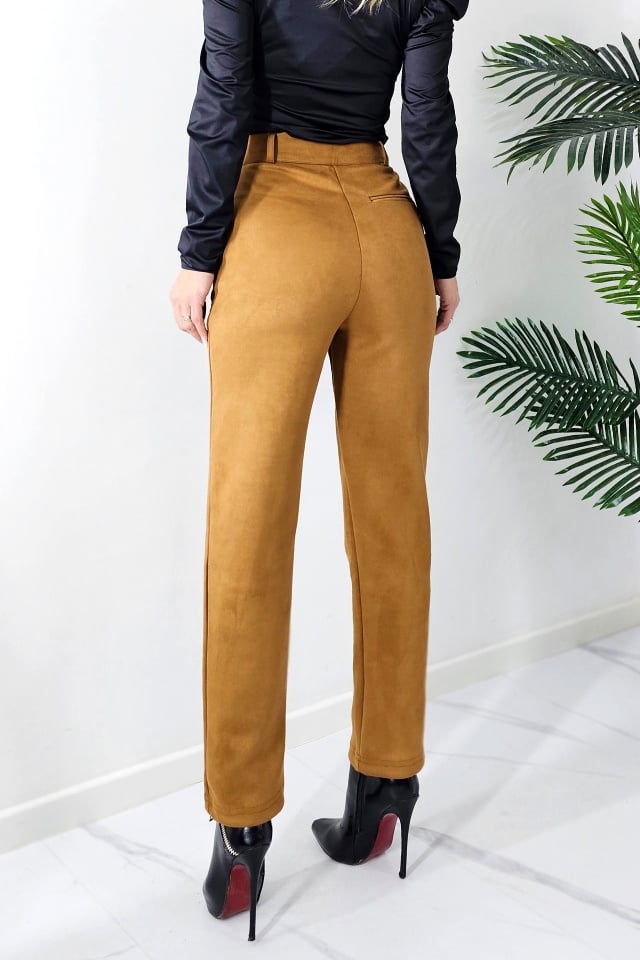 Pantaloni de dama cu aspect de piele intoarsa Silkwood, cu talie inalta si croi lejer, Maro - 1 | YEO