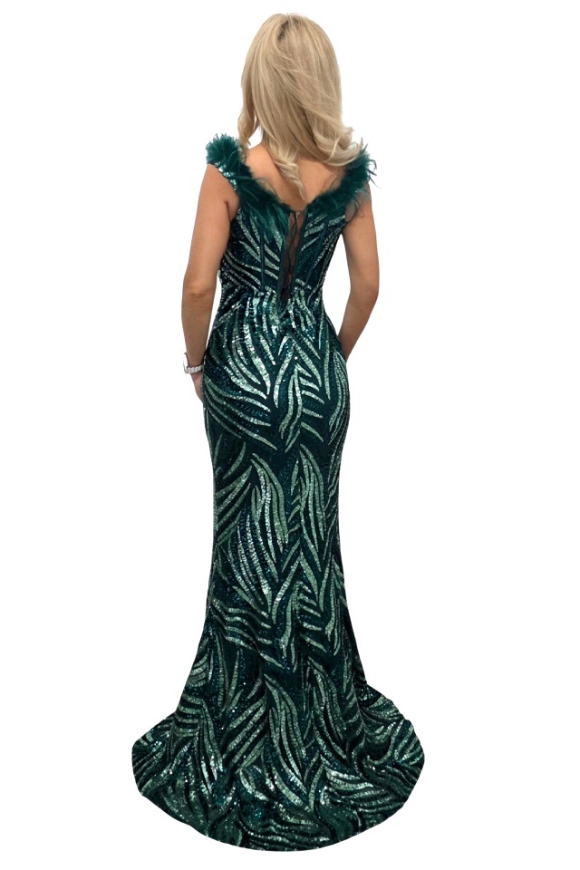 Rochie lunga de seara VaLLia, croi sirena, cu paiete si pene strut, Verde