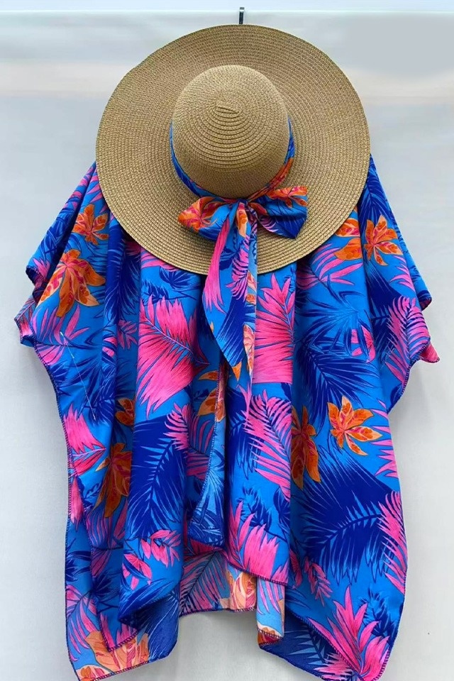 Set de plaja SAMY, tunica si palarie accesorizata cu esarfa, Bleu Jungle, Marime S/M Set de plaja SAMY, tunica si palarie accesorizata cu esarfa, Bleu Jungle, Marime S/M