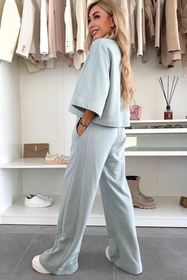 Costum de zi Noemia, cu pantaloni Large evazati si bluza supradimensionata, Albastru pastel - 3 | YEO