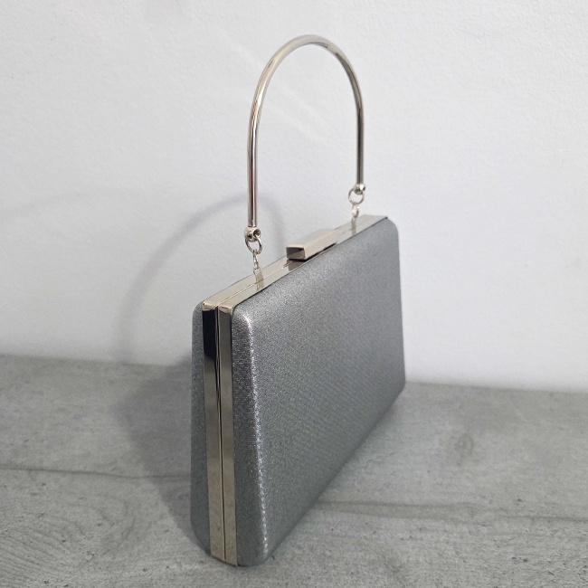 Geanta de ocazie, SYLVI, tip clutch, cu lant detasabil argintiu si piele ecologica, GRI - 1 | YEO