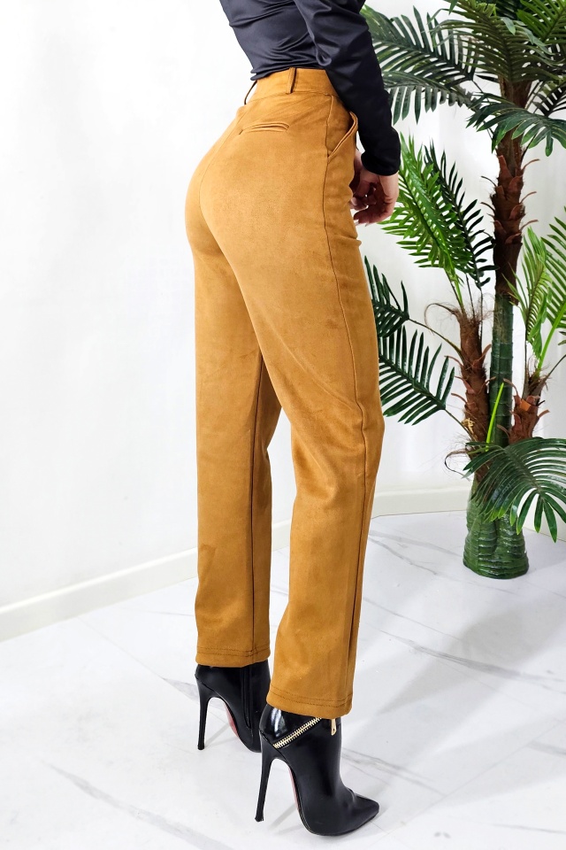 Pantaloni de dama cu aspect de piele intoarsa Silkwood, cu talie inalta si croi lejer, Maro - 3 | YEO