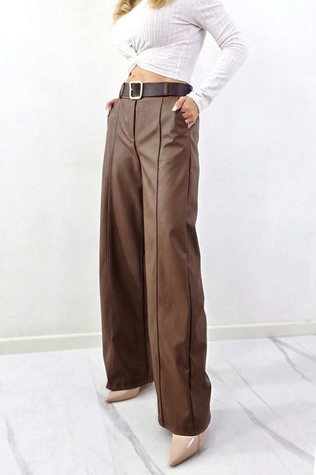 Pantaloni vatuiti Leonis, din piele ecologica, cu buzunare si curea asortata, Maro, Marime S/M