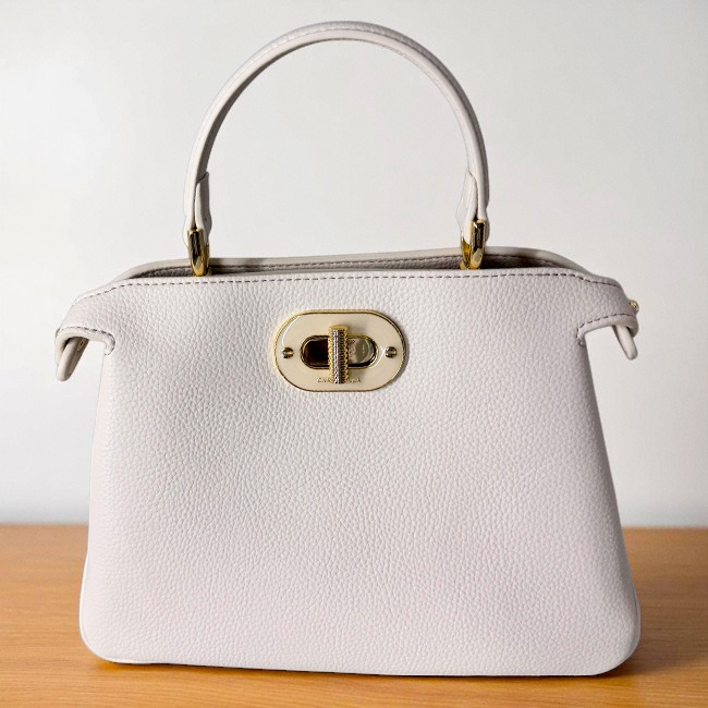Geanta crossbody eleganta accesorizata, CHRYS, din piele ecologica, Crem - 2 | YEO