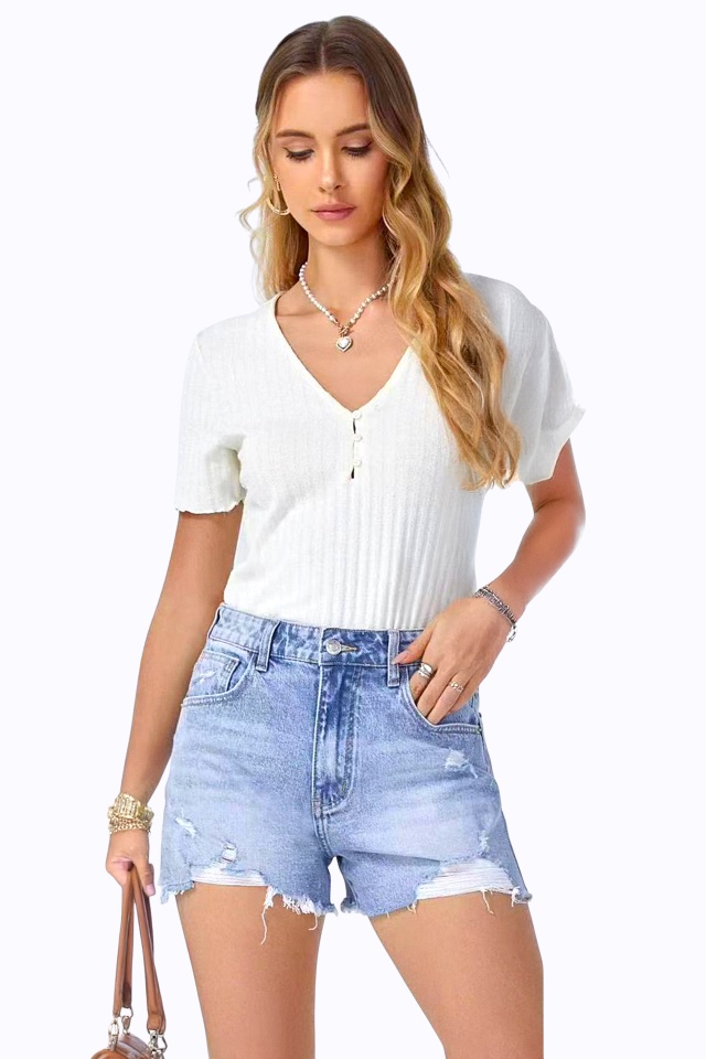 Pantaloni scurti de blugi Aura, cu talie inalta si perforatii ample, Albastru deschis