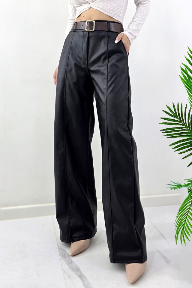 Pantaloni vatuiti Leonis, din piele ecologica, cu buzunare si curea asortata, Negru, Marime S/M