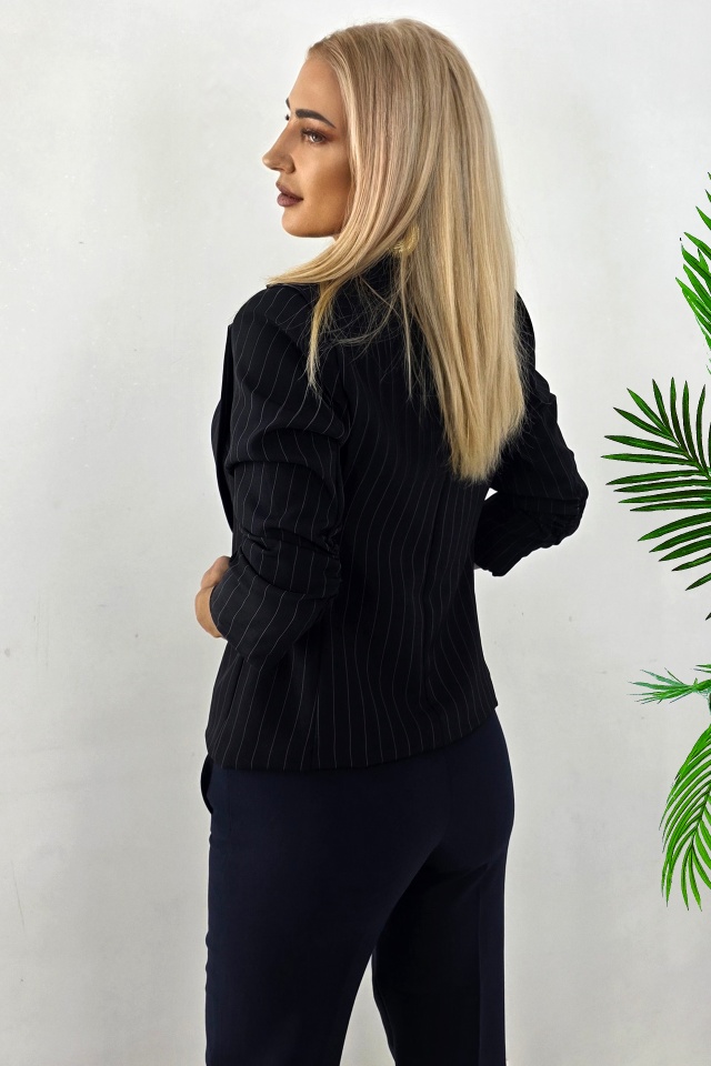 Sacou elegant KaLyon, croi scurt cu nasture si buzunare decorative, Negru - 1 | YEO