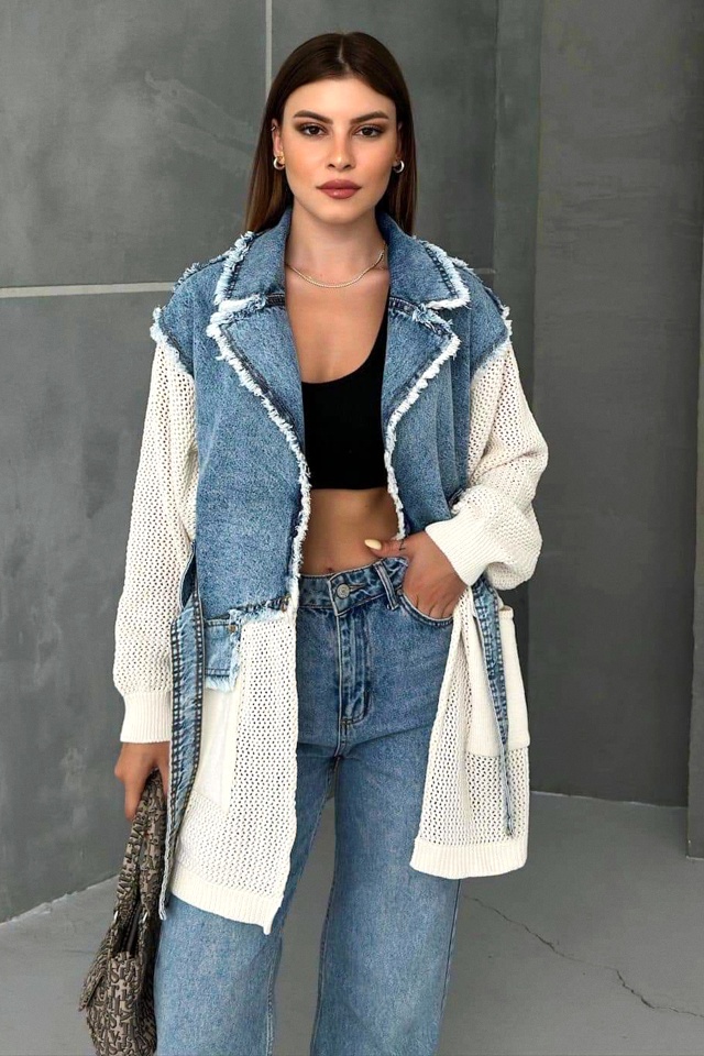 Cardigan lung Violeta, din tricot cu denim si cordon asortat, Alb