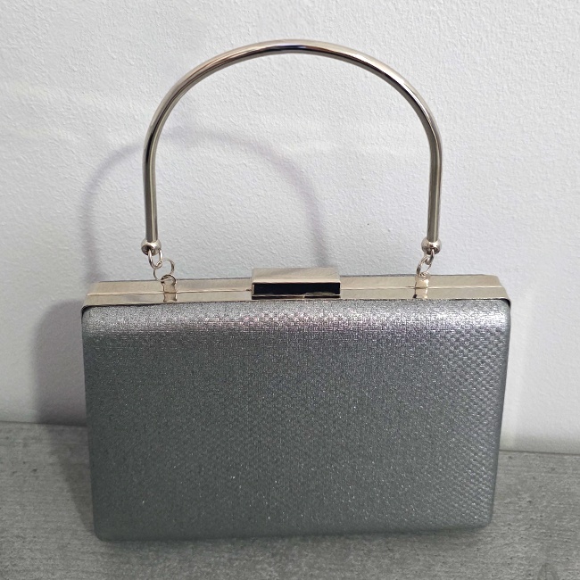 Geanta de ocazie, SYLVI, tip clutch, cu lant detasabil argintiu si piele ecologica, GRI - 3 | YEO