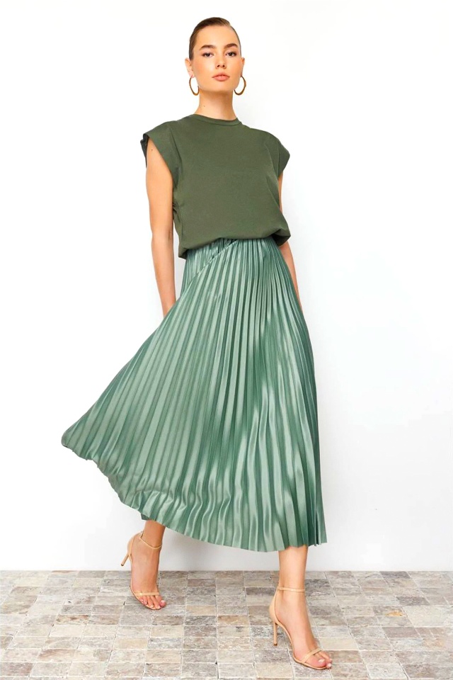 Fusta lunga plisata BRISEL, cu textura satinata, Verde menta - 3 | YEO