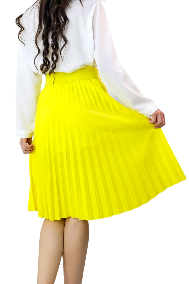 Fusta plisata eleganta Carmen, curea de aceeasi culoare inclusa, Galben, Marime S/M