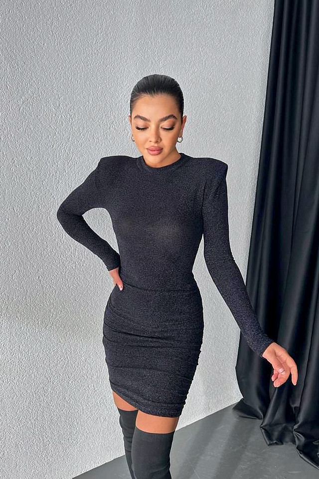 Rochie eleganta MiraBELL, bodycon si croi cu umeri supradimensionati, Negru