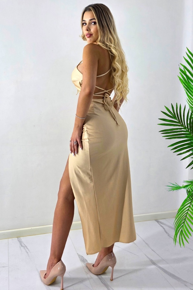 Rochie lunga Isabela UNI cu spatele gol si snururi decorative, Auriu, Marime S/M