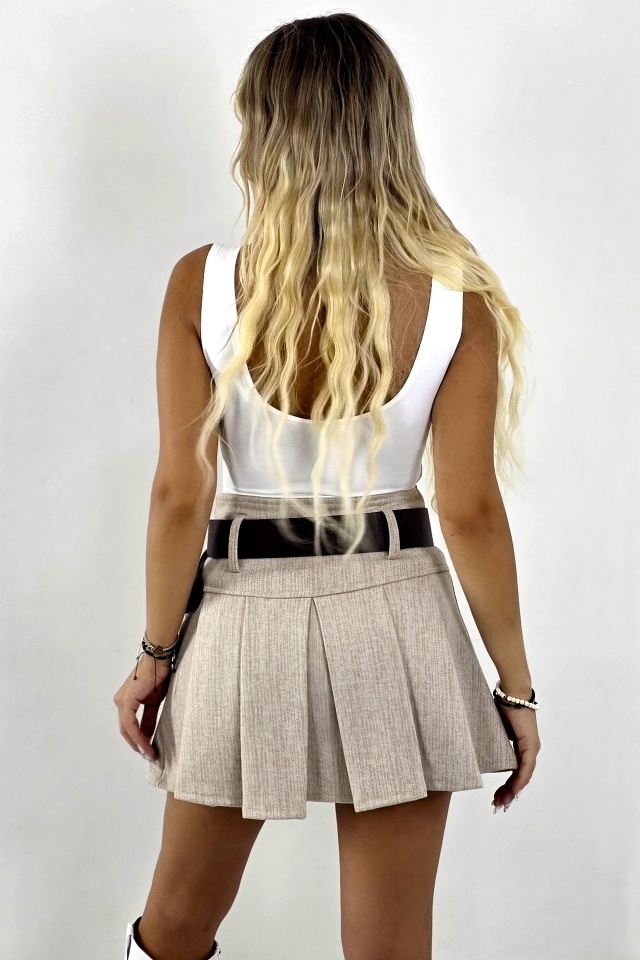 Fusta scurta pantalon ANTHEA, croi cu pense si curea, Crem