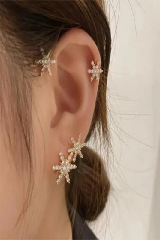 Cercel ear cuff pe toata urechea, Royal Flower auriu pentru urechea dreapta