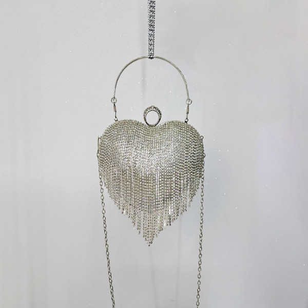 Geanta de ocazie, Glimmer, Alb, in forma de inima, cu strasuri si detalii metalice, Lant argintiu
