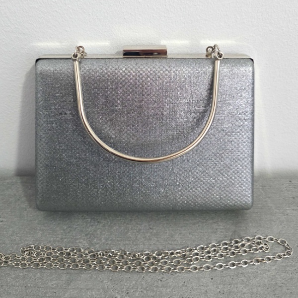 Geanta de ocazie, SYLVI, tip clutch, cu lant detasabil argintiu si piele ecologica, Gri