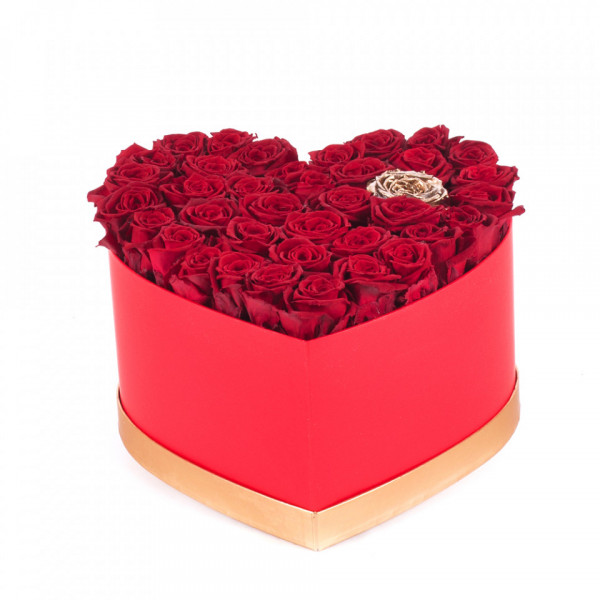 Aranjament floral Eterno, cutie inima cu trandafiri de sapun rosii