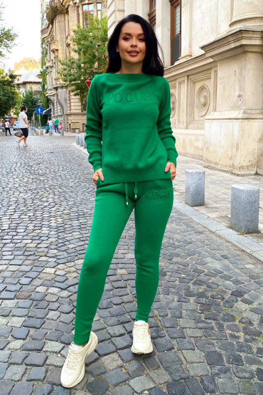 Compleu tricot VGE, bluza cu imprimeu embosat si pantaloni conici, Verde deschis, Marime S/M