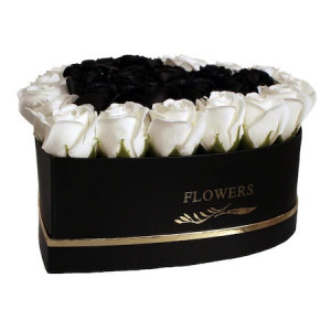 Aranjament floral inima cu trandafiri de sapun Gold Lux 6