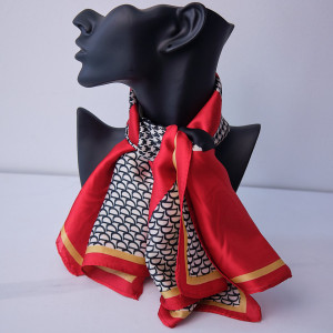 Esarfa Soft, cu imprimeu si matase satinata, in cutie eleganta, Rosu, 70x70 cm