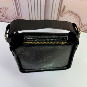 Geanta eleganta ChicCarry Metalizat, din piele naturala si curea detasabila, Negru 4