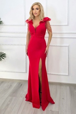 rochie lunga cu siraguri din cristale si volane pe umeri